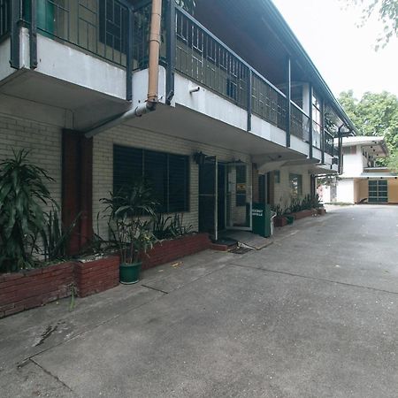 Reddoorz At Broadway Court Apartelle Quezon City Kültér fotó