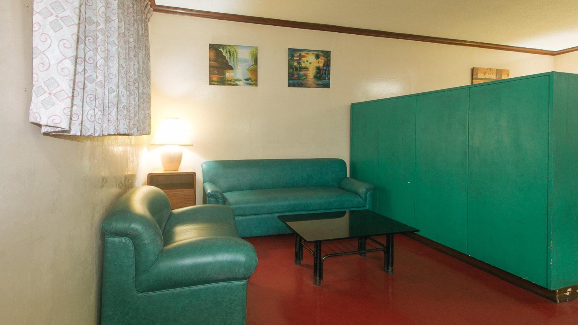 Reddoorz At Broadway Court Apartelle Quezon City Kültér fotó