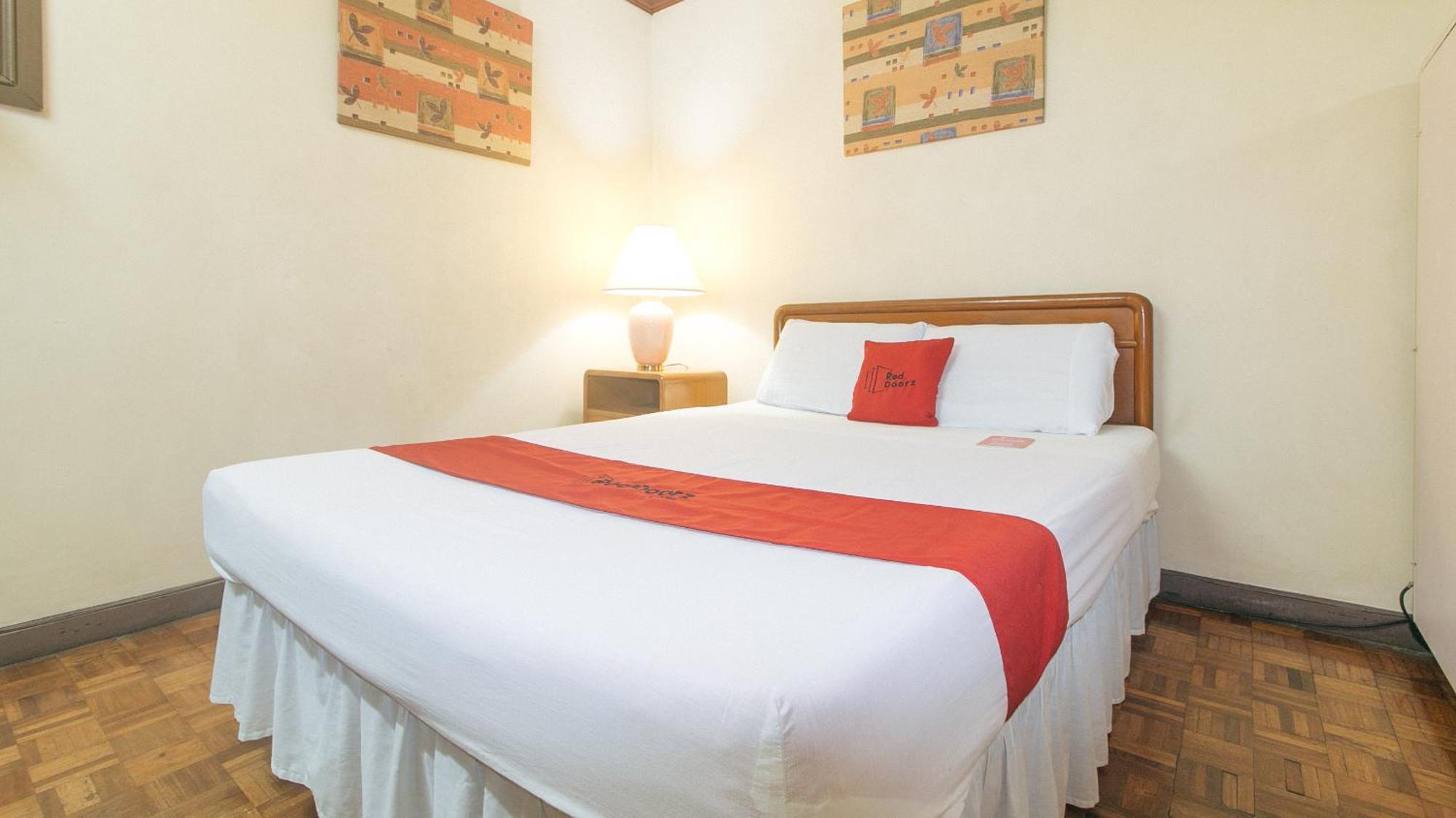 Reddoorz At Broadway Court Apartelle Quezon City Kültér fotó