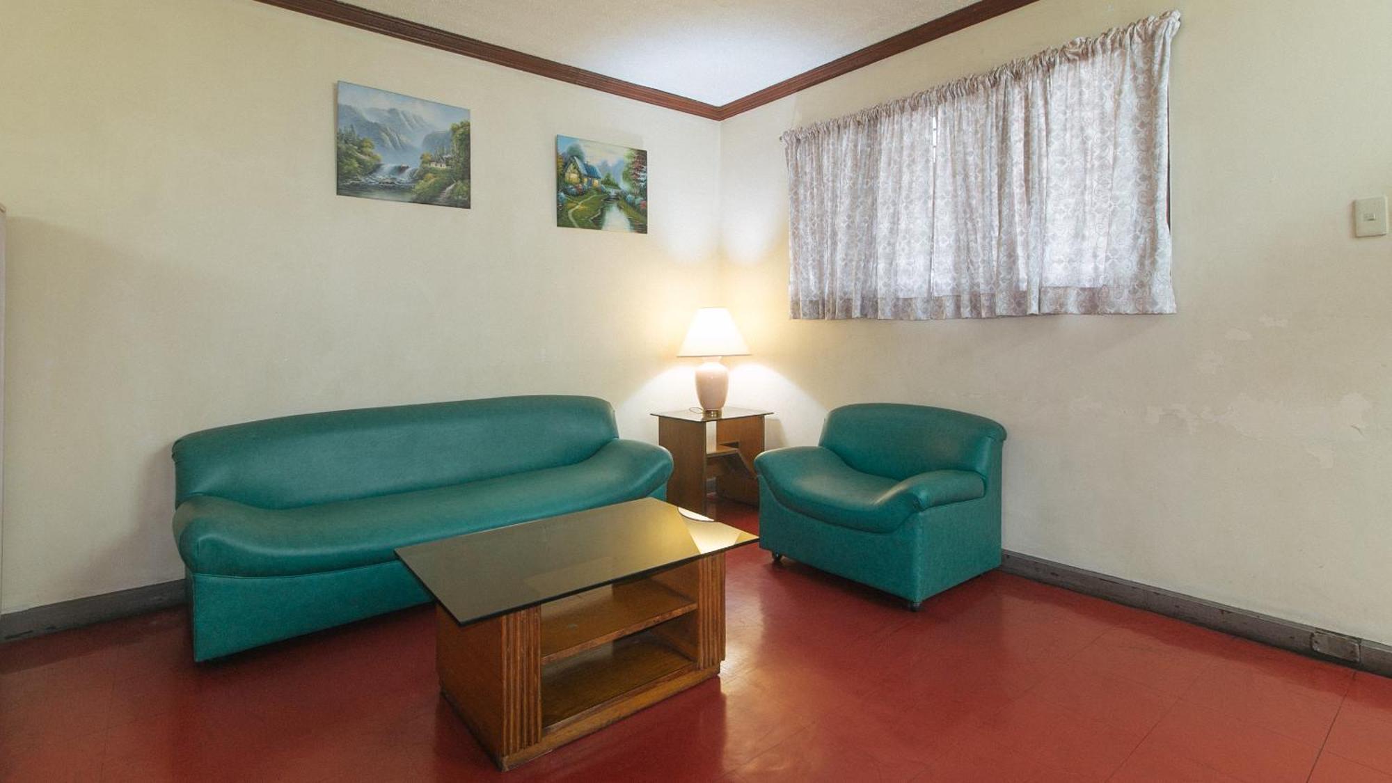 Reddoorz At Broadway Court Apartelle Quezon City Kültér fotó