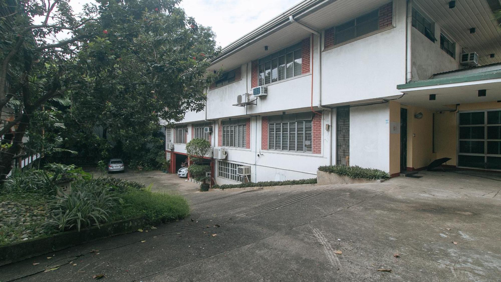 Reddoorz At Broadway Court Apartelle Quezon City Kültér fotó