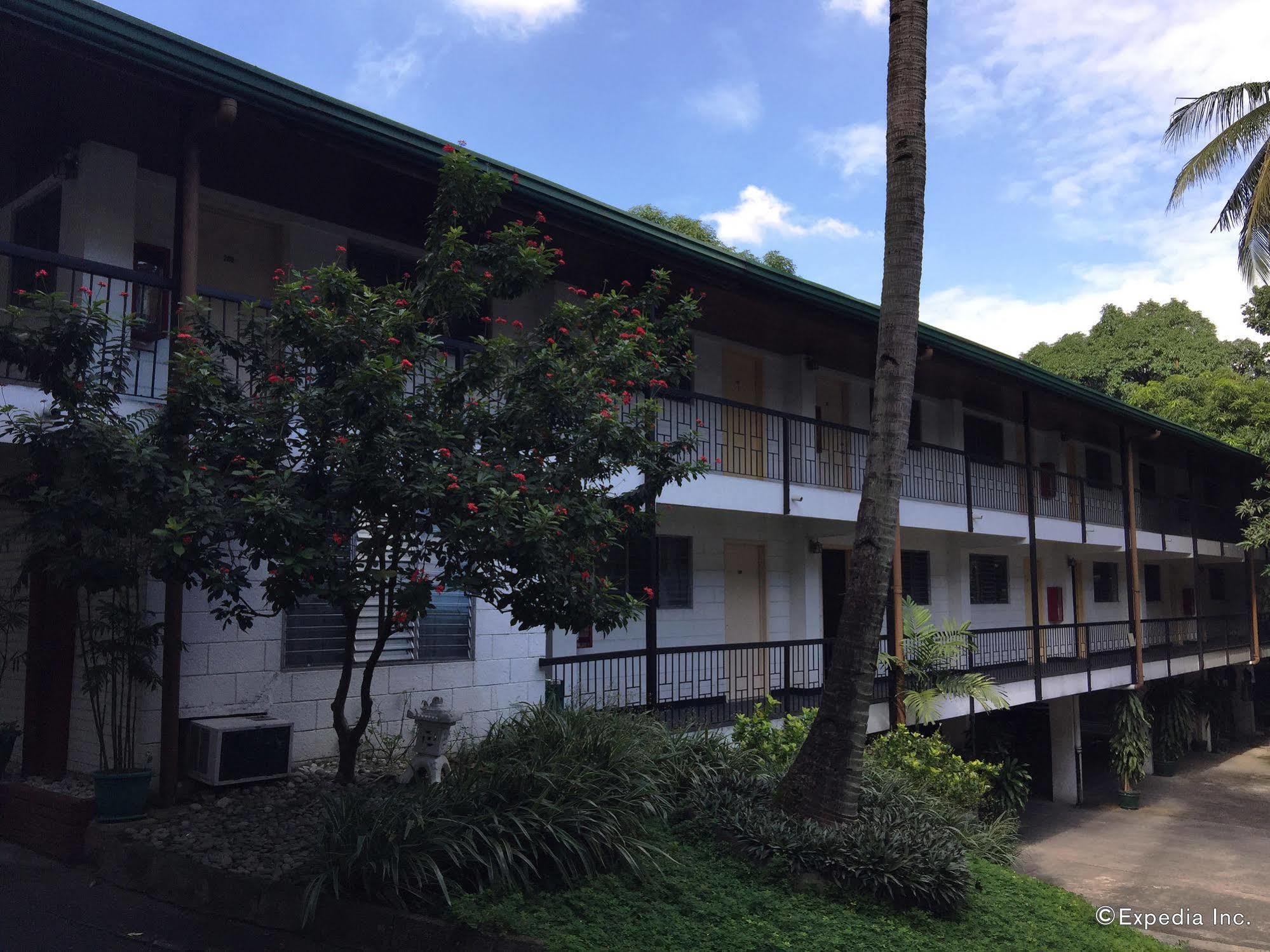 Reddoorz At Broadway Court Apartelle Quezon City Kültér fotó